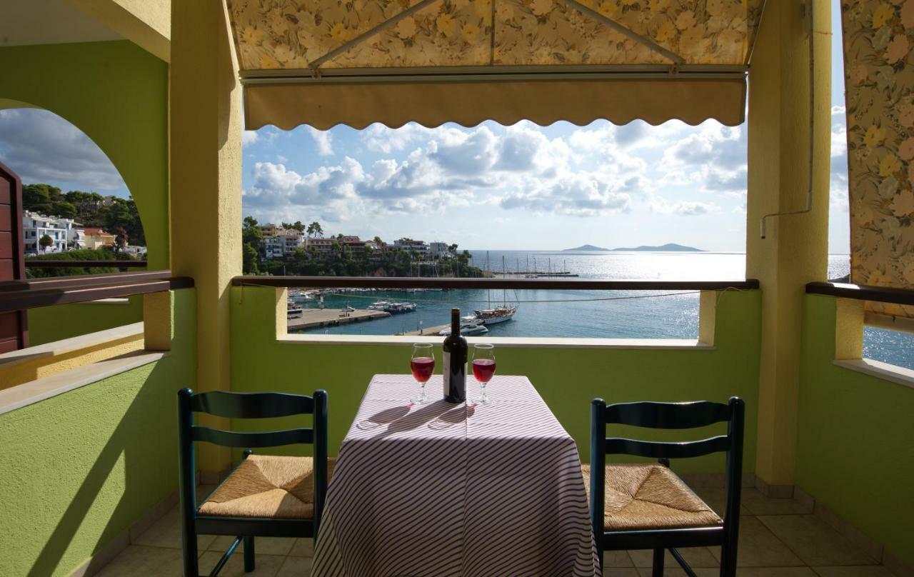 Haravgi Hotel Patitiri  Luaran gambar